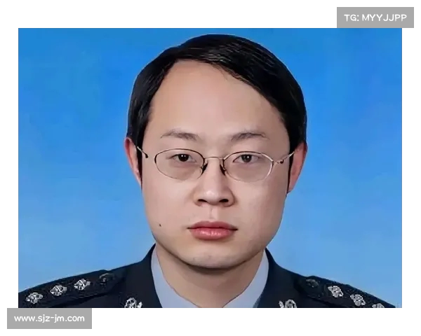 警方英雄的悲剧:老民警在抓捕中遇难,舆论为何分歧如此明显? 警方英雄的悲剧:老民警在抓捕中遇难,舆论为何分歧如此明显?
